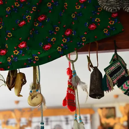 Sleboda Wynajem Pokoi Ewa Satola ゲストハウス 3*