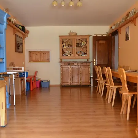 Sleboda Wynajem Pokoi Ewa Satola ビャウィ・ドゥナイェツ