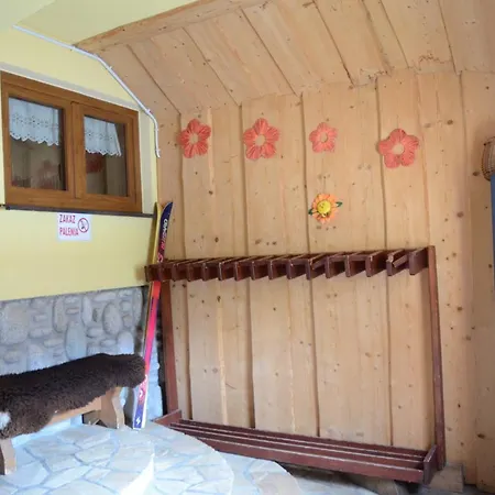 Sleboda Wynajem Pokoi Ewa Satola 3*