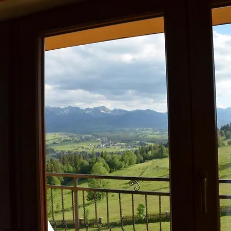 Sleboda Wynajem Pokoi Ewa Satola ビャウィ・ドゥナイェツ