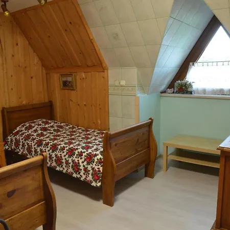 Sleboda Wynajem Pokoi Ewa Satola 3*