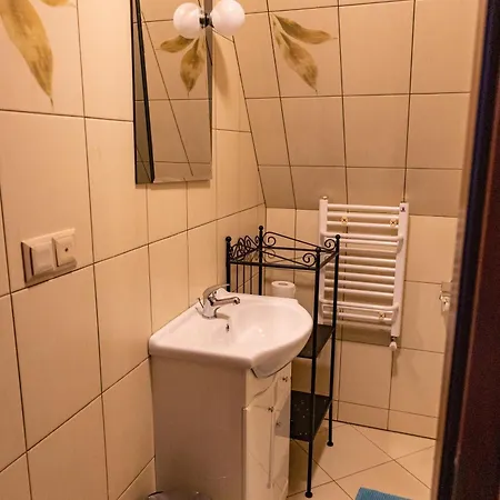 Sleboda Wynajem Pokoi Ewa Satola ゲストハウス