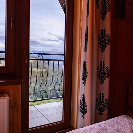 Sleboda Wynajem Pokoi Ewa Satola ゲストハウス