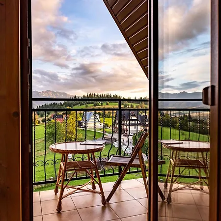 Sleboda Wynajem Pokoi Ewa Satola ビャウィ・ドゥナイェツ