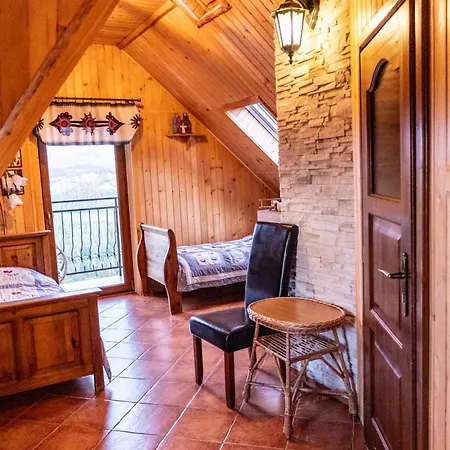 ゲストハウス Sleboda Wynajem Pokoi Ewa Satola 3*