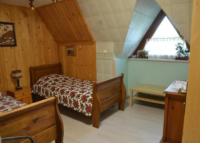 Sleboda Wynajem Pokoi Ewa Satola 3*